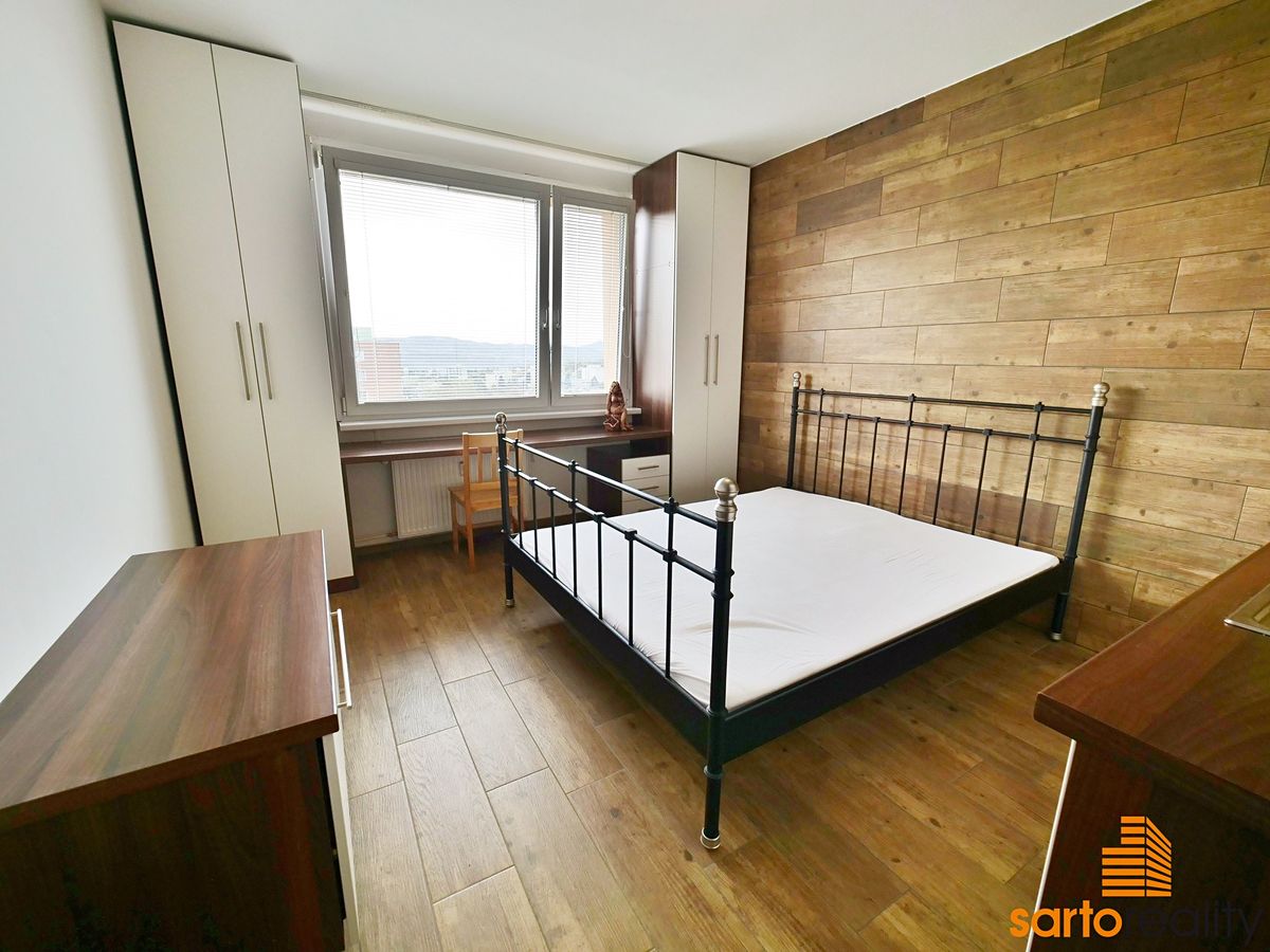 Pronájem bytu 1+kk 20 m² – fotografie 2