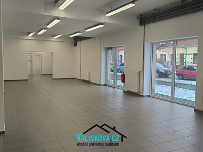 Pronájem obchodního prostoru 210 m²