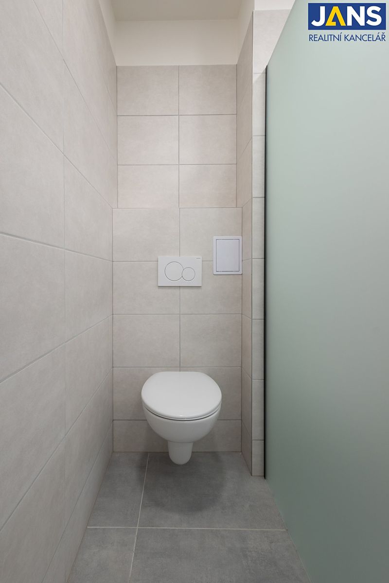 Pronájem bytu 2+1 62 m² – fotografie 4