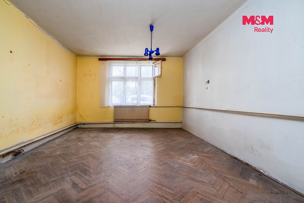 Prodej rodinného domu 154 m², pozemek 956 m² – fotografie 5