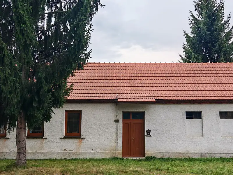 Pronájem skladového prostoru 141 m², Šumice – náhled fotky 2