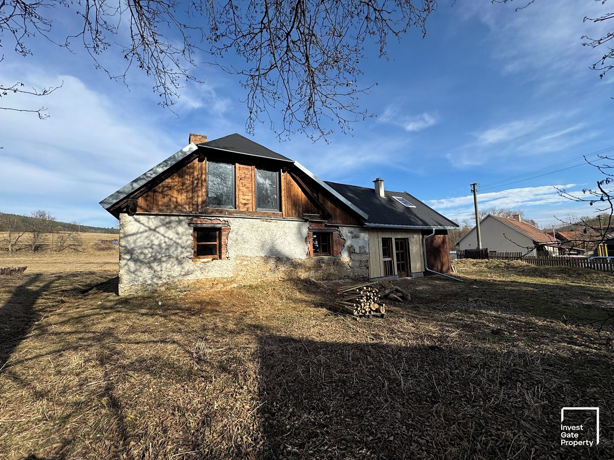 Prodej rodinného domu 140 m², pozemek 1196 m² – fotografie 5