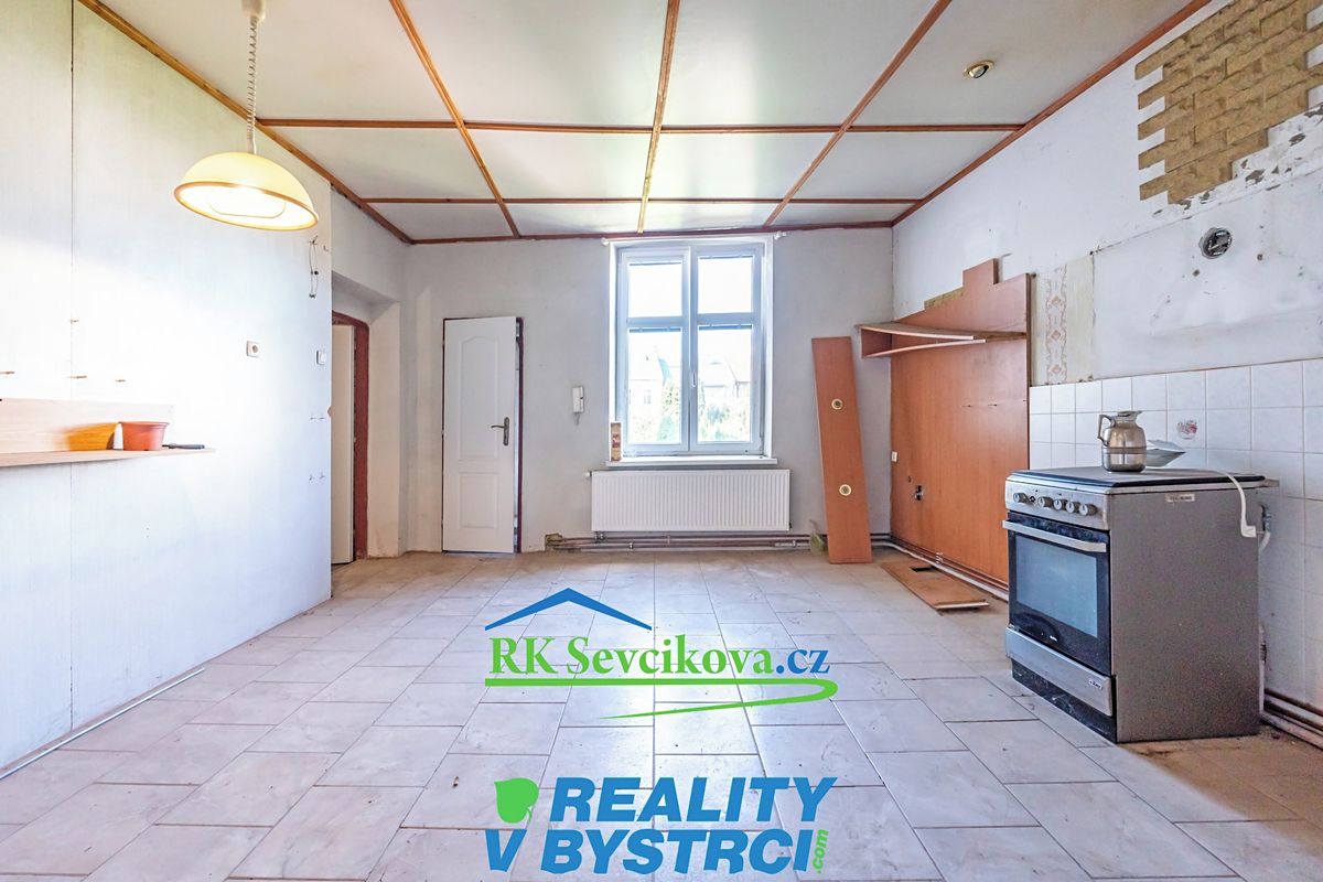 Prodej rodinného domu 166 m², pozemek 615 m² – fotografie 3