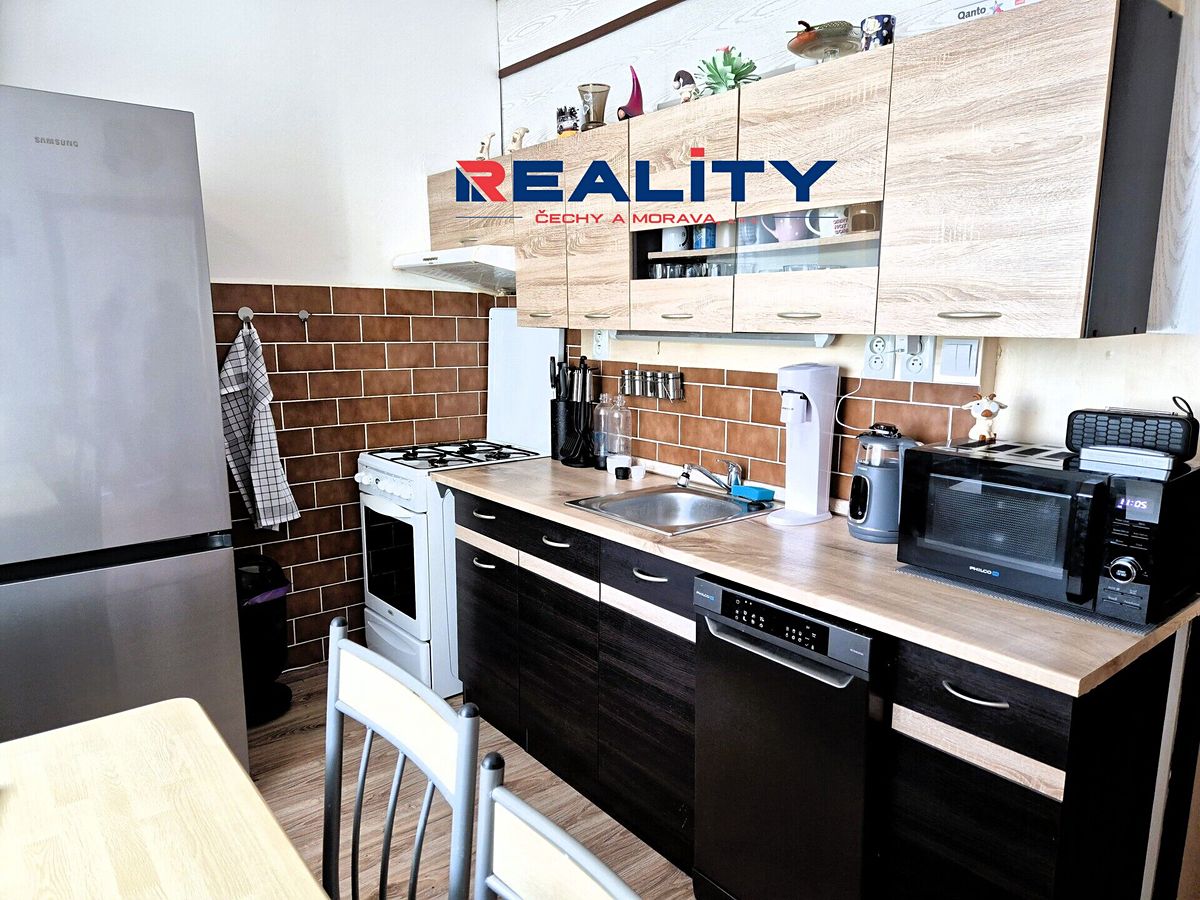 Pronájem bytu 2+1 56 m² – fotografie 2
