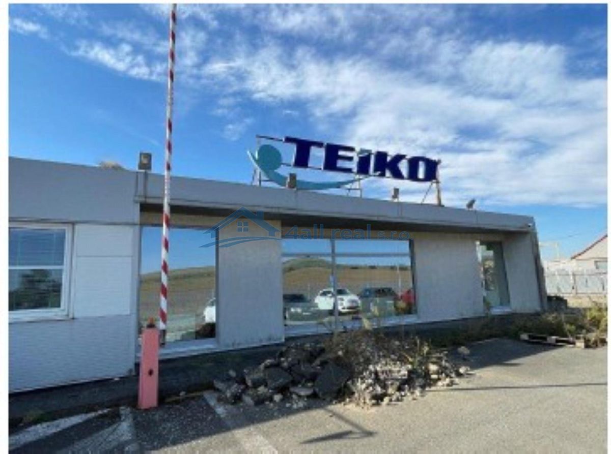 Prodej obchodního prostoru 880 m² – fotografie 2