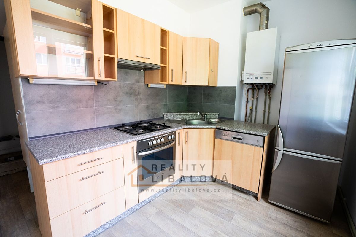 Pronájem bytu 2+1 57 m² – fotografie 4
