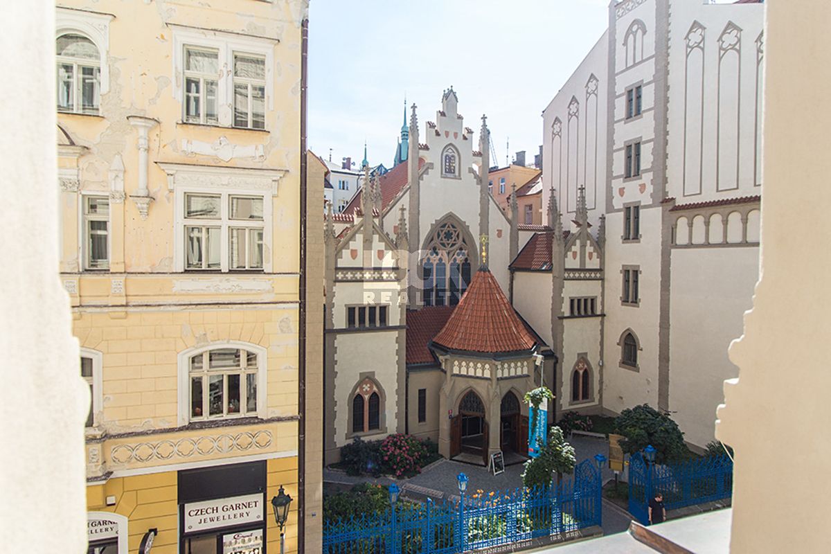 Pronájem bytu 2+kk 74 m²