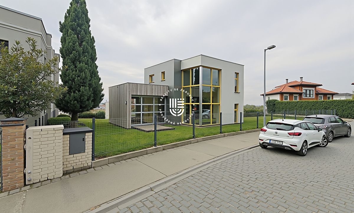 Prodej rodinného domu 190 m², pozemek 580 m²