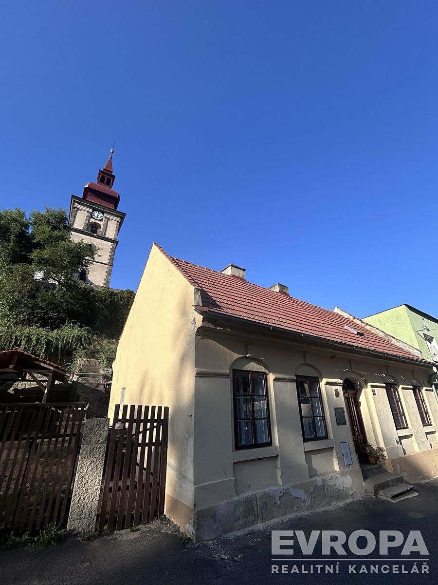 Prodej rodinného domu 50 m², pozemek 555 m² – fotografie 3
