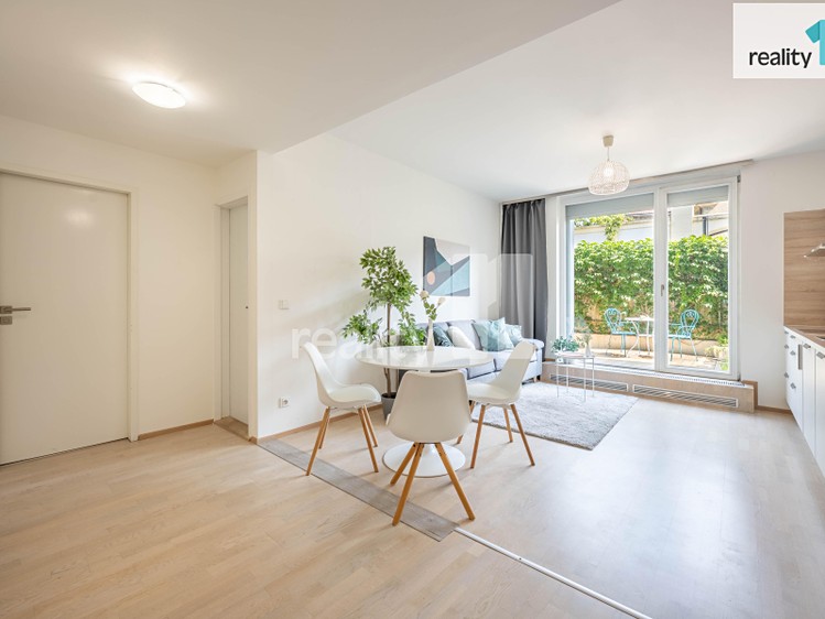 Квартира 2+kk на продаж, 56 м² (18 з 35)