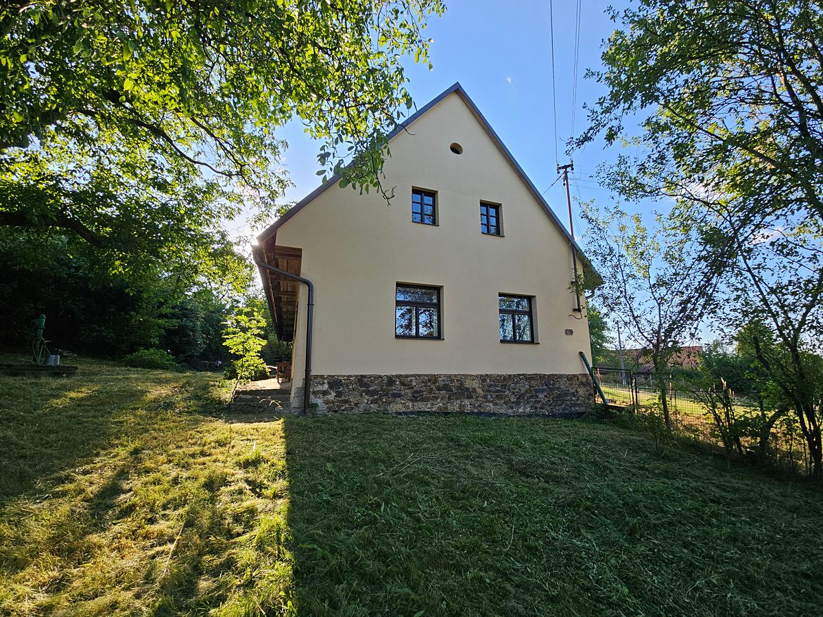 Prodej chalupy 173 m², pozemek 913 m²