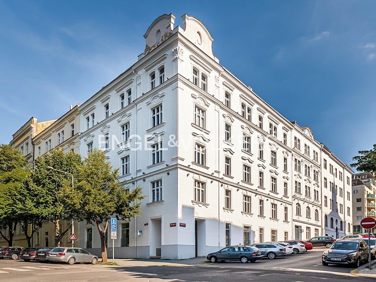 Gewerbefläche zur Miete, 57 m² (1 von 9)