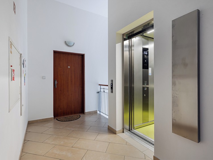 Prodej bytu 4+kk, 137 m² (59 z 64)
