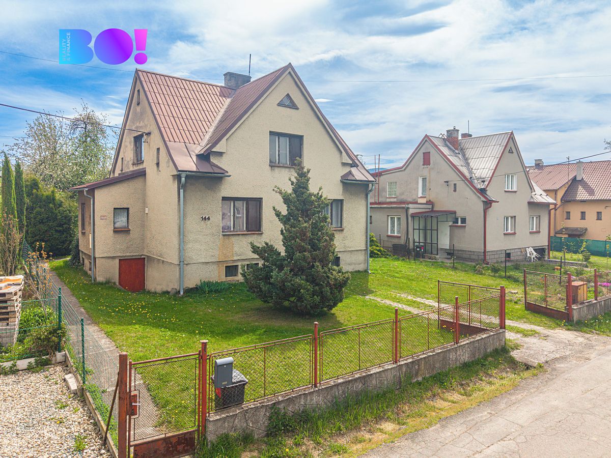Prodej rodinného domu 135 m², pozemek 1375 m²