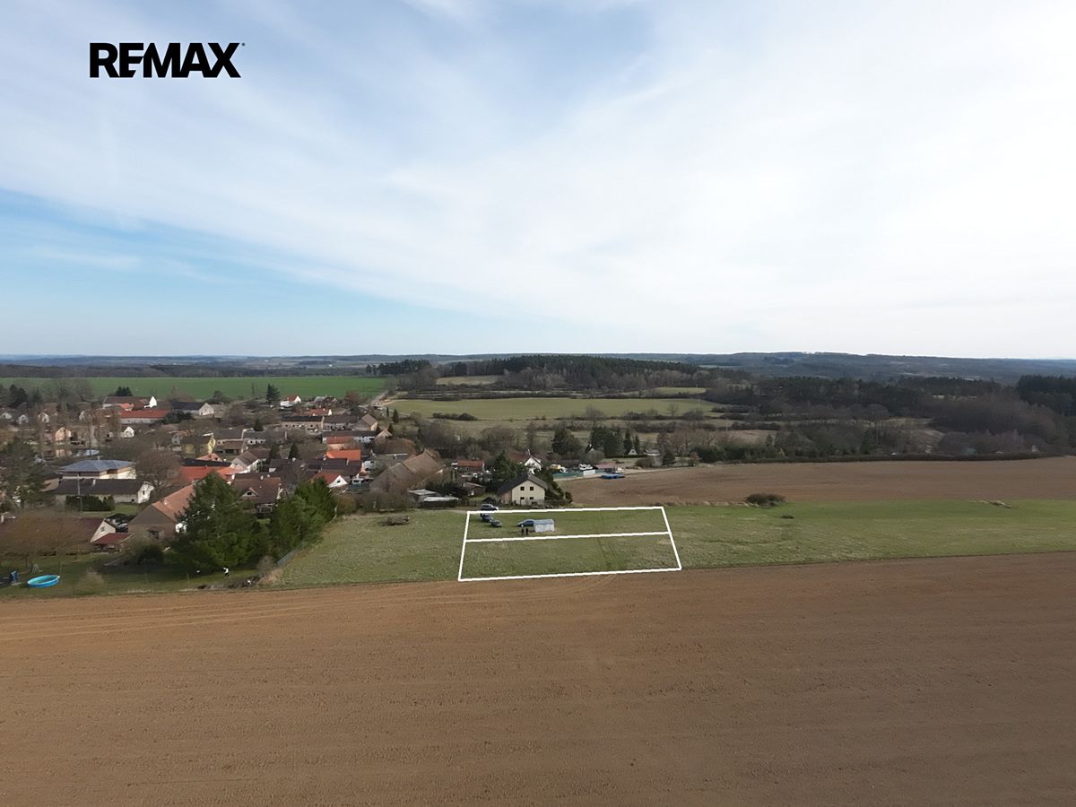 Prodej stavebního pozemku 1250 m² – fotografie 3