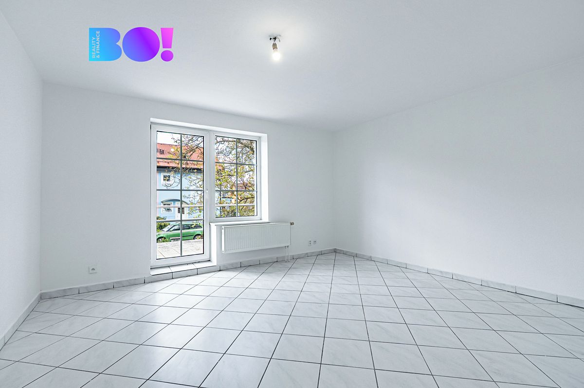 Prodej rodinného domu 180 m², pozemek 615 m² – fotografie 2