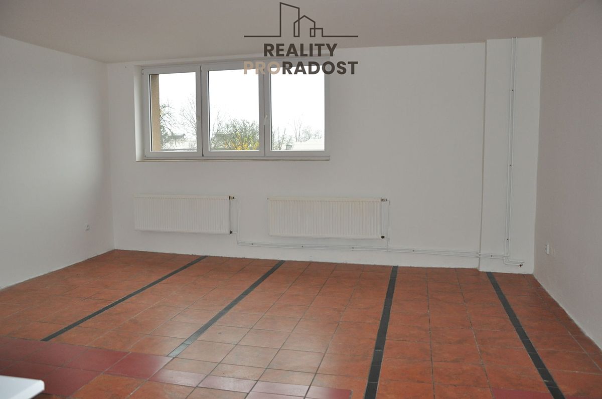 Pronájem bytu 1+kk 56 m² – fotografie 5