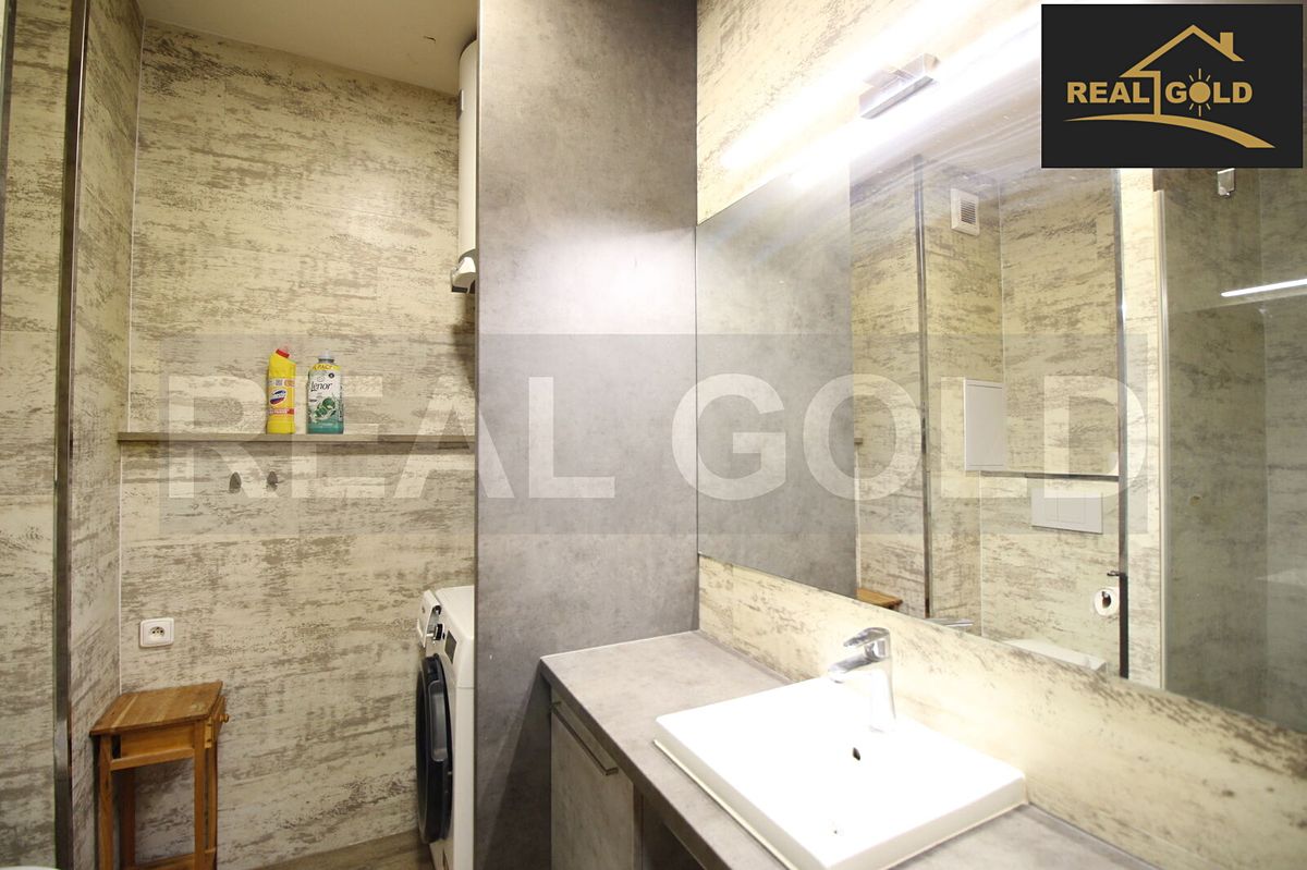 Pronájem bytu 1+kk 35 m² – fotografie 3