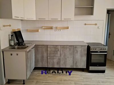 Pronájem bytu 3+kk 71 m²