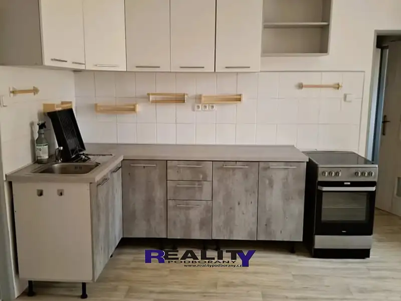 Pronájem bytu 3+kk 71 m², Podbořany – náhled fotky 1