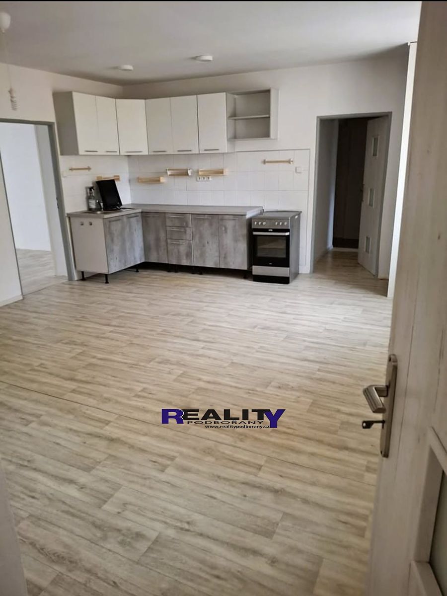 Pronájem bytu 3+kk 71 m² – fotografie 2