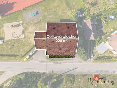 Prodej obchodního prostoru 228 m²