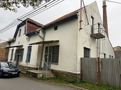 Prodej  rodinného domu 550 m², pozemek 2 027 m²