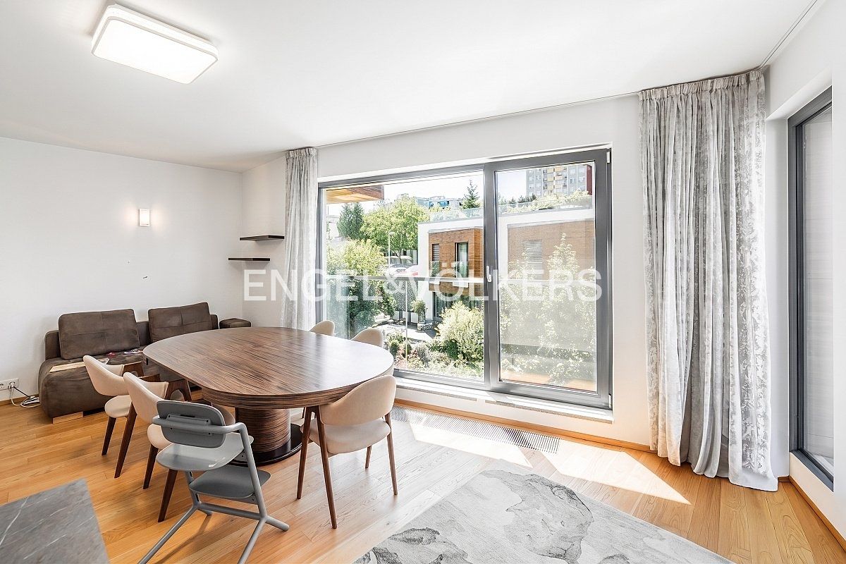 Pronájem bytu 3+kk 72 m² – fotografie 3