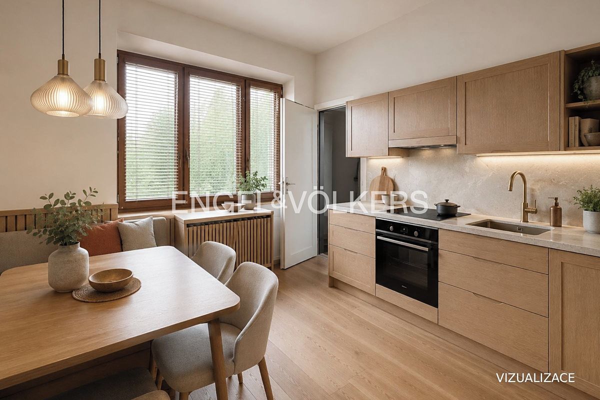 Prodej rodinného domu 300 m², pozemek 904 m² – fotografie 2