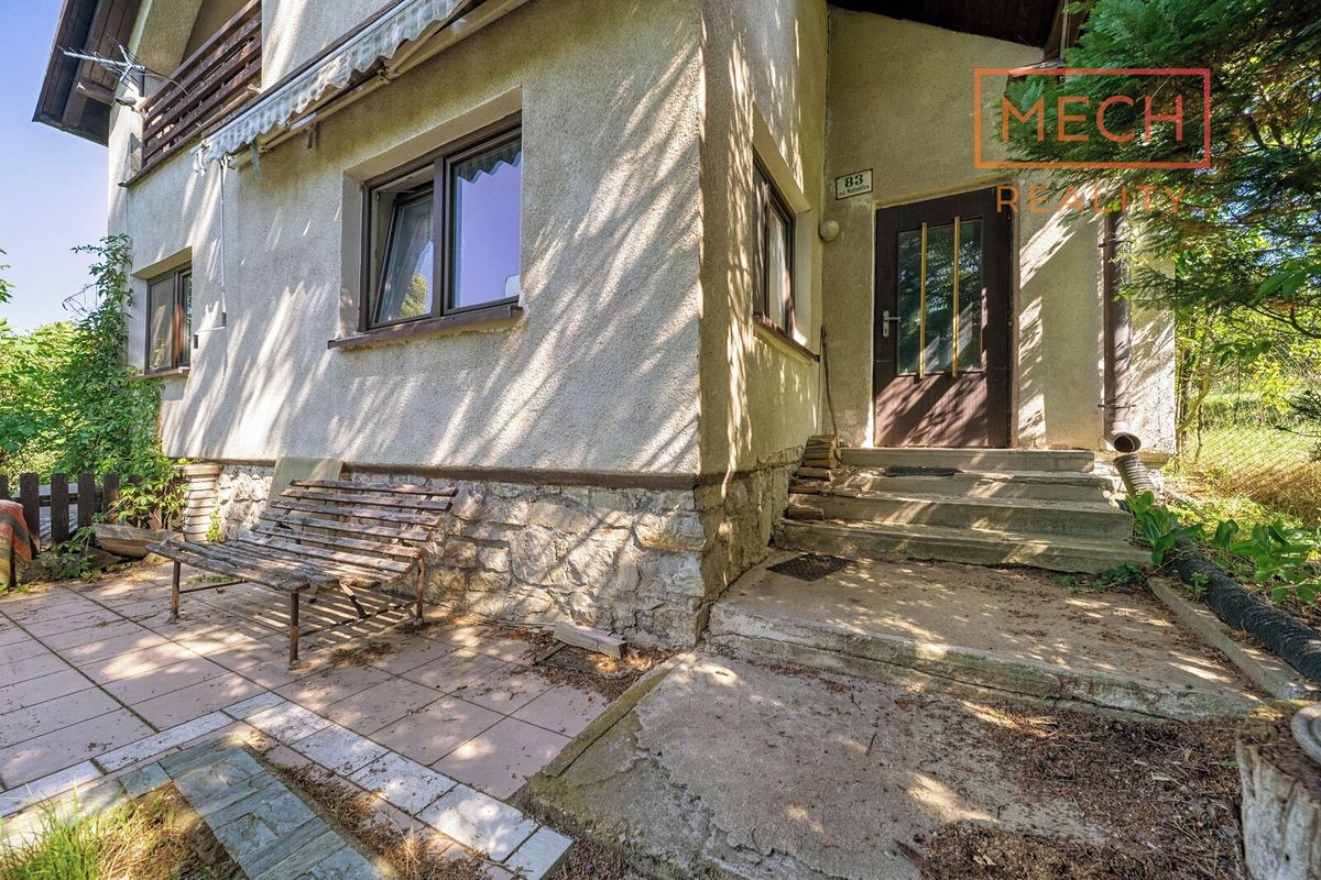 Prodej rodinného domu 180 m², pozemek 2466 m² – fotografie 4
