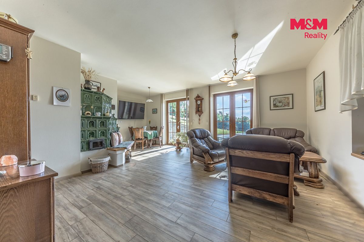 Prodej rodinného domu 115 m², pozemek 3074 m² – fotografie 3