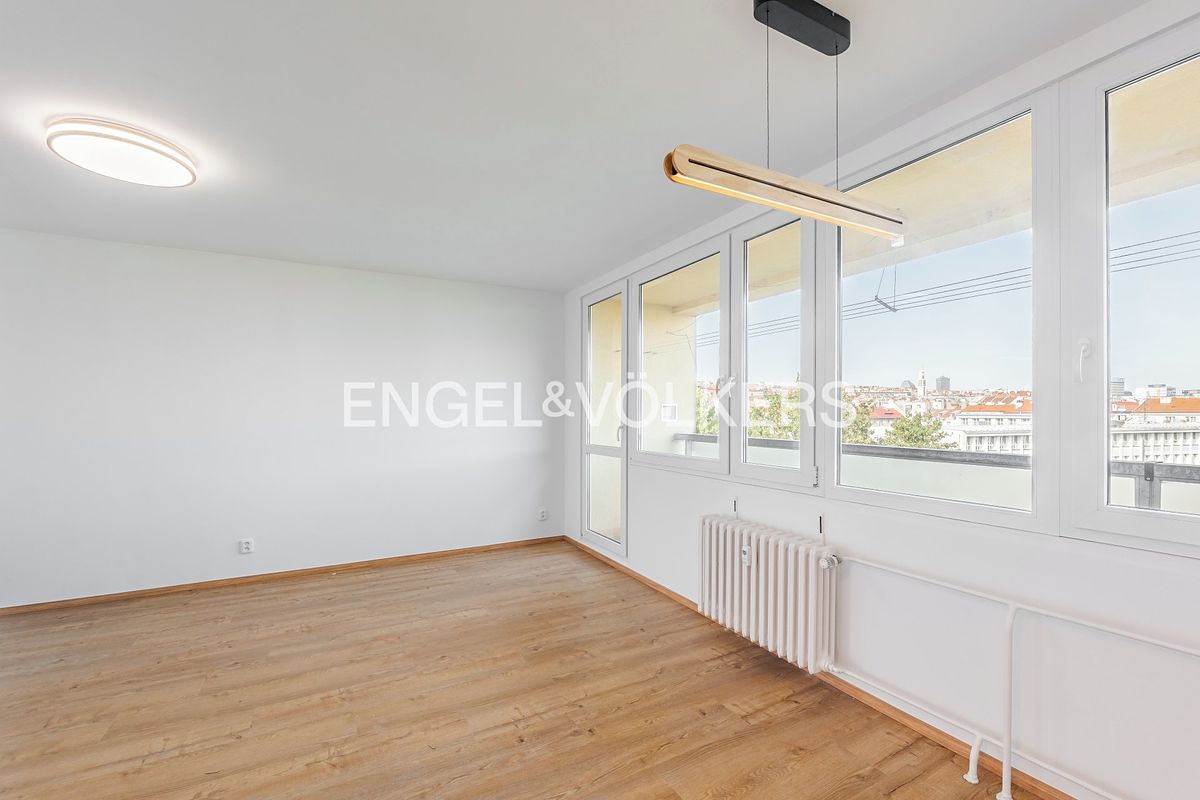 Pronájem bytu 3+kk 75 m² – fotografie 2