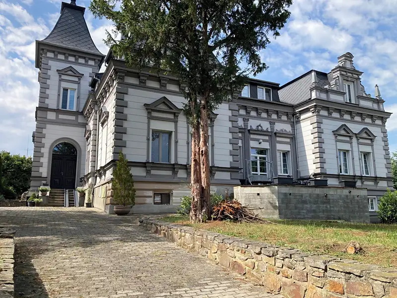 Pronájem bytu 2+kk 100 m², Kadaň – náhled fotky 1