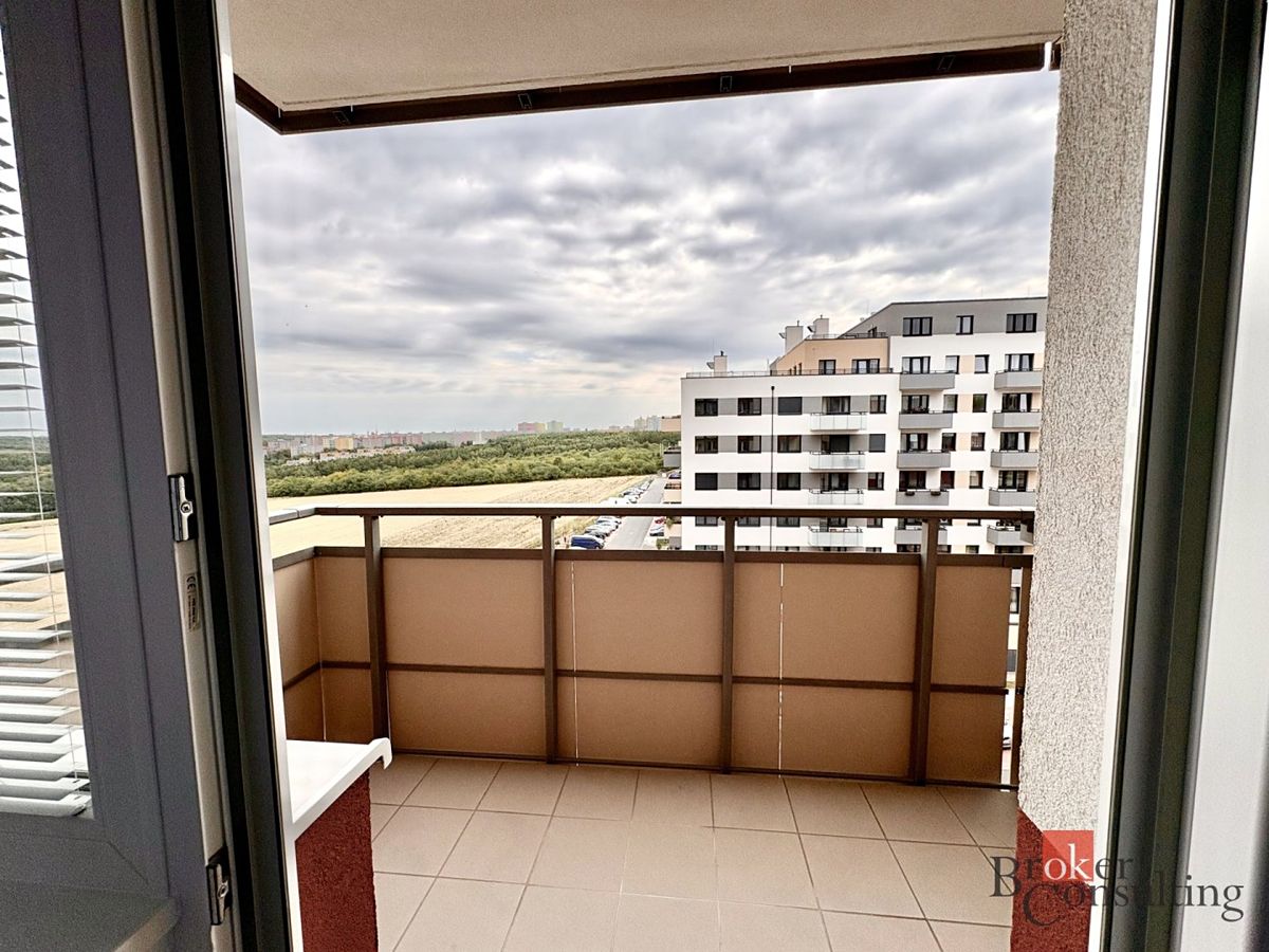 Pronájem bytu 2+kk 48 m² – fotografie 3