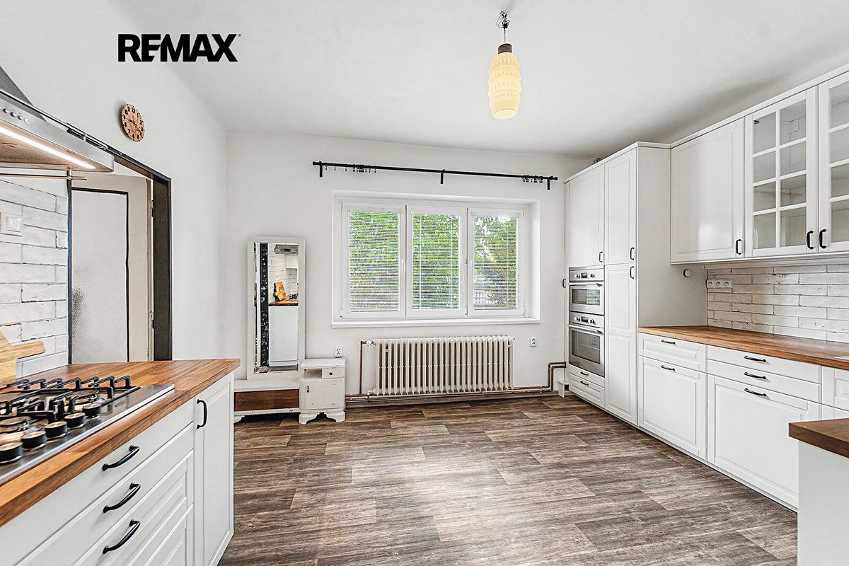 Prodej rodinného domu 108 m², pozemek 465 m² – fotografie 2