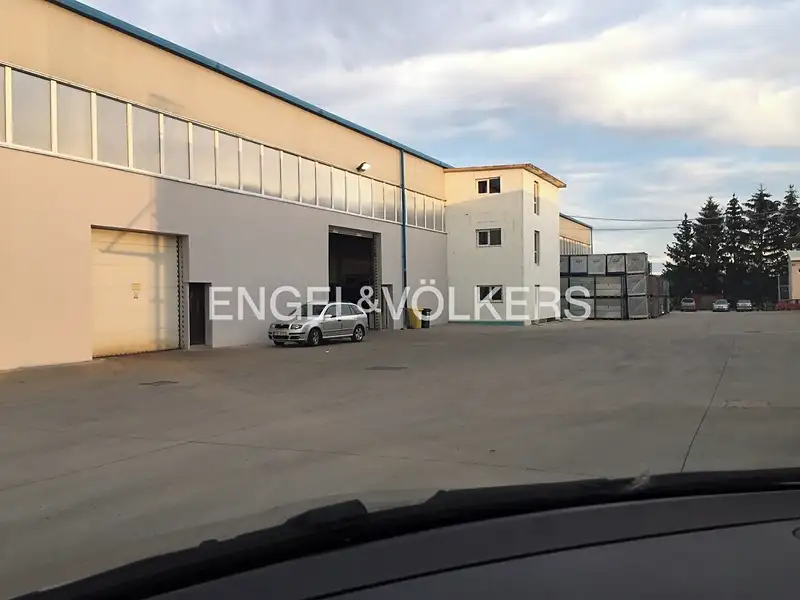 Pronájem výrobní haly, prostoru 961 m², Sukorady – náhled fotky 1