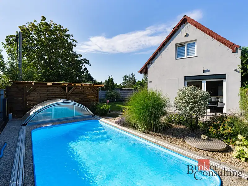 Prodej rodinného domu 66 m², pozemek 327 m², Lužec nad Vltavou – náhled fotky 1