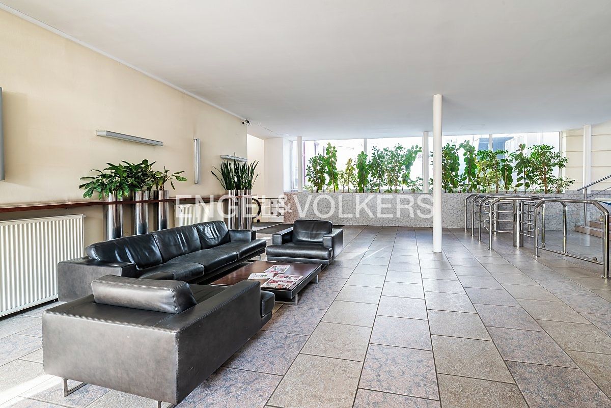 Pronájem kanceláře 508 m² – fotografie 3