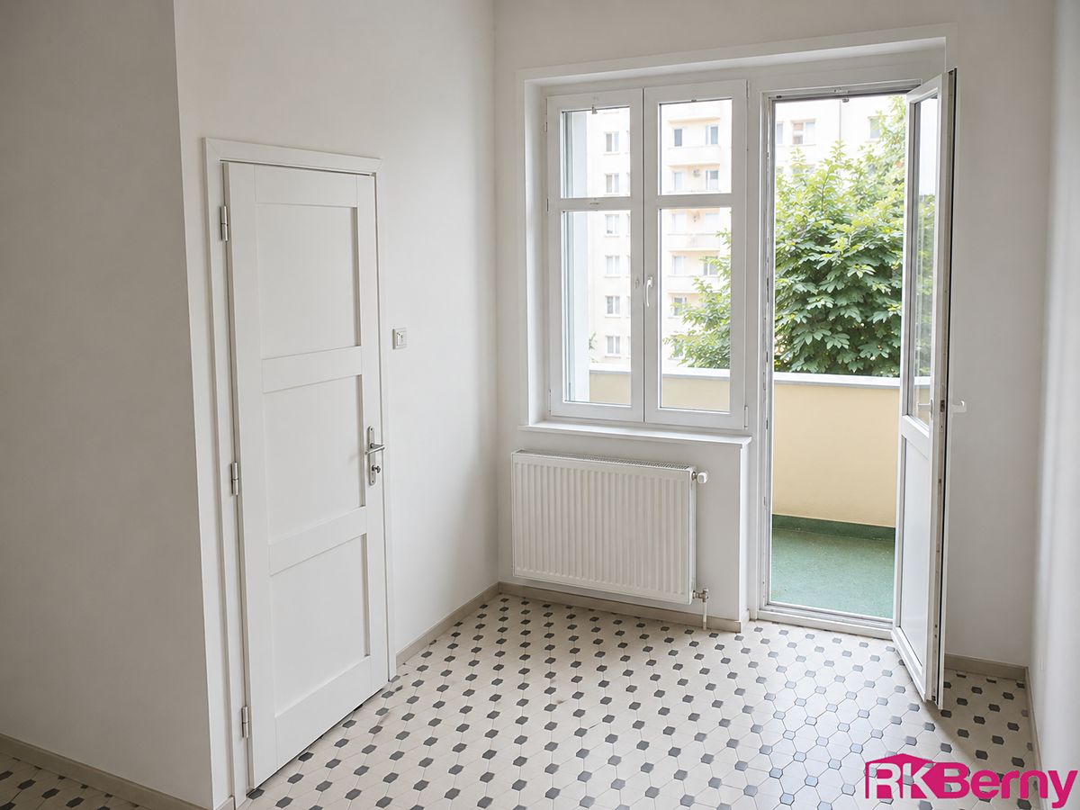 Pronájem bytu 3+1 83 m² – fotografie 3