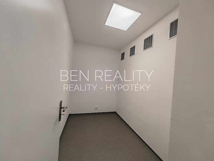 Комерційне приміщення в оренду, 1 436 м² (15 з 24)