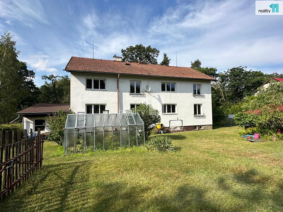 Prodej vícegeneračního domu 495 m², pozemek 1369 m² – fotografie 3