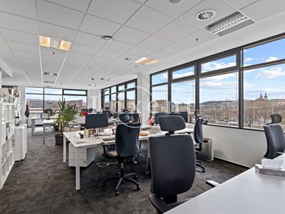 Pronájem kanceláře 187 m²