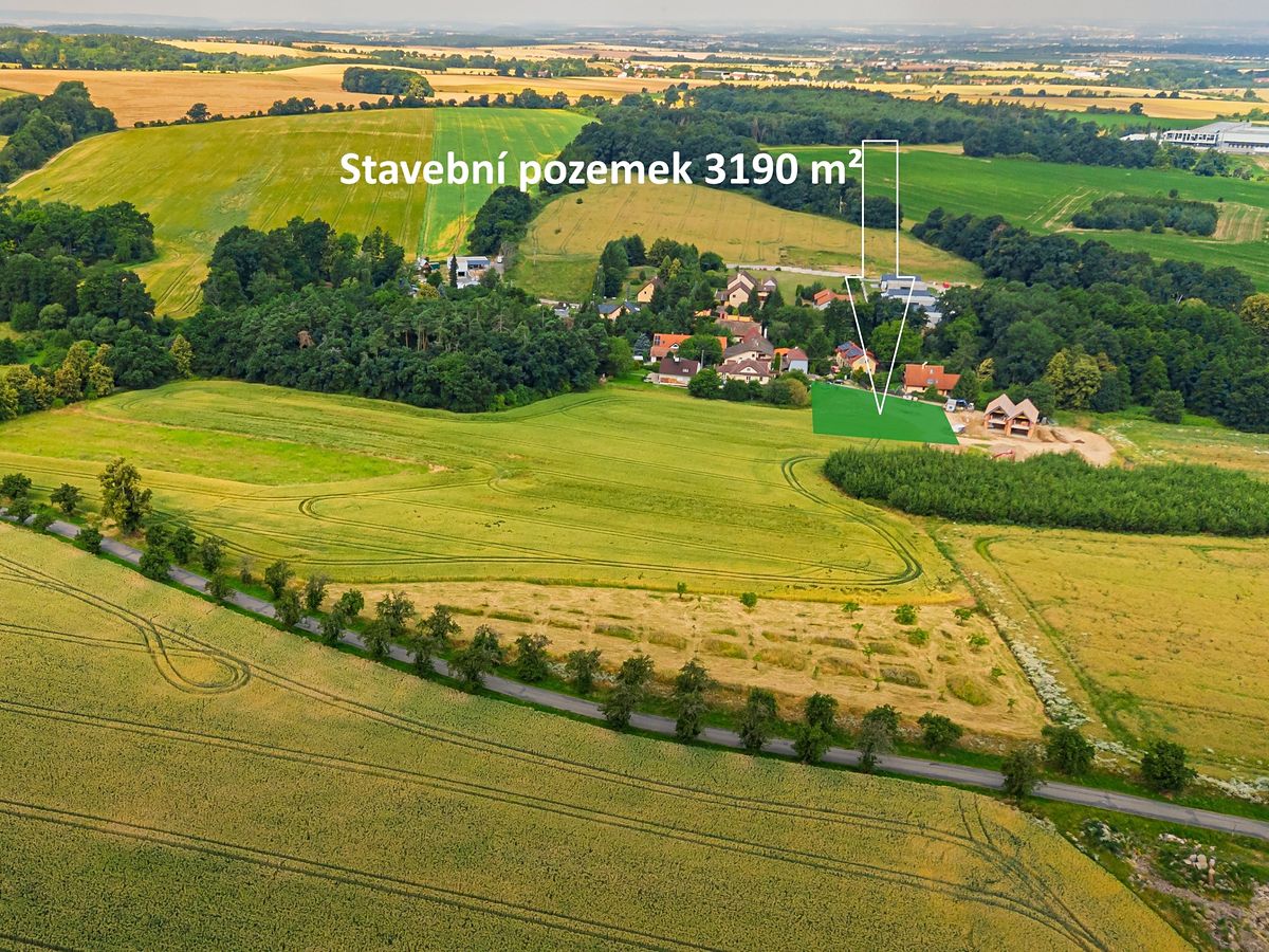 Prodej stavebního pozemku 3190 m², Strančice – fotka 1 z 3