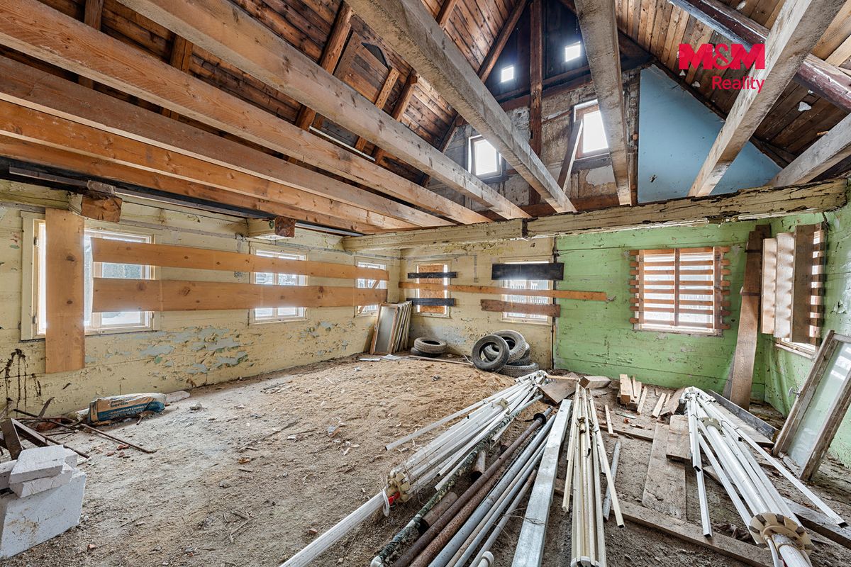 Prodej rodinného domu 140 m², pozemek 1825 m² – fotografie 4