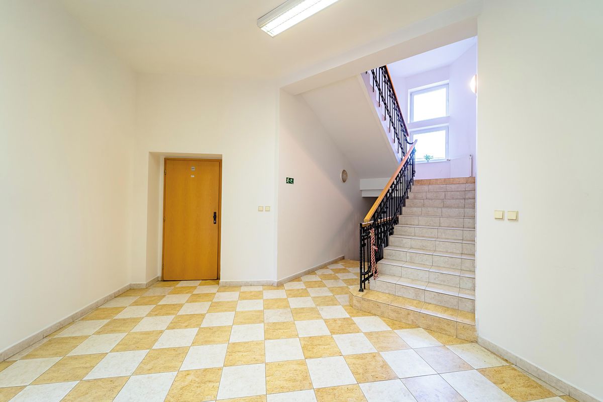 Pronájem skladového prostoru 11 m² – fotografie 3