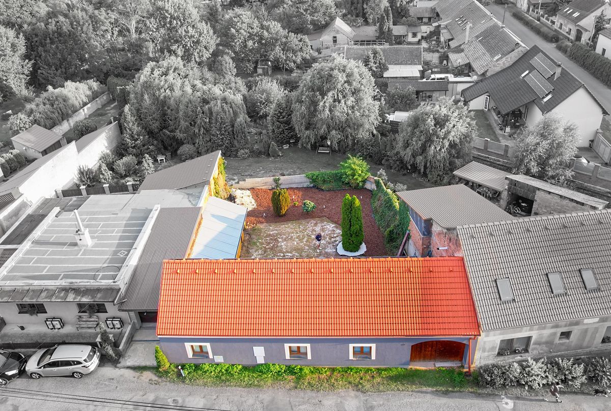 Prodej rodinného domu 165 m², pozemek 366 m² – fotografie 2