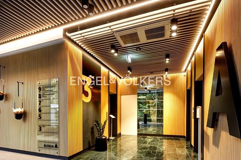 Pronájem kanceláře 2455 m² – fotografie 4