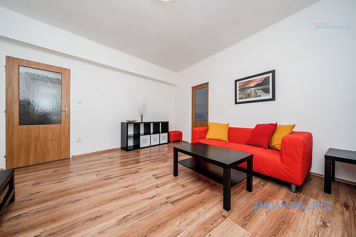 Pronájem bytu 3+1 82 m² – fotografie 3