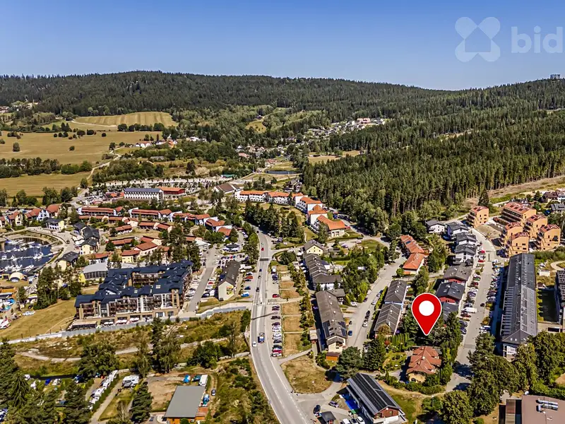 Prodej rodinného domu 280 m², pozemek 1170 m², Lipno nad Vltavou – náhled fotky 3