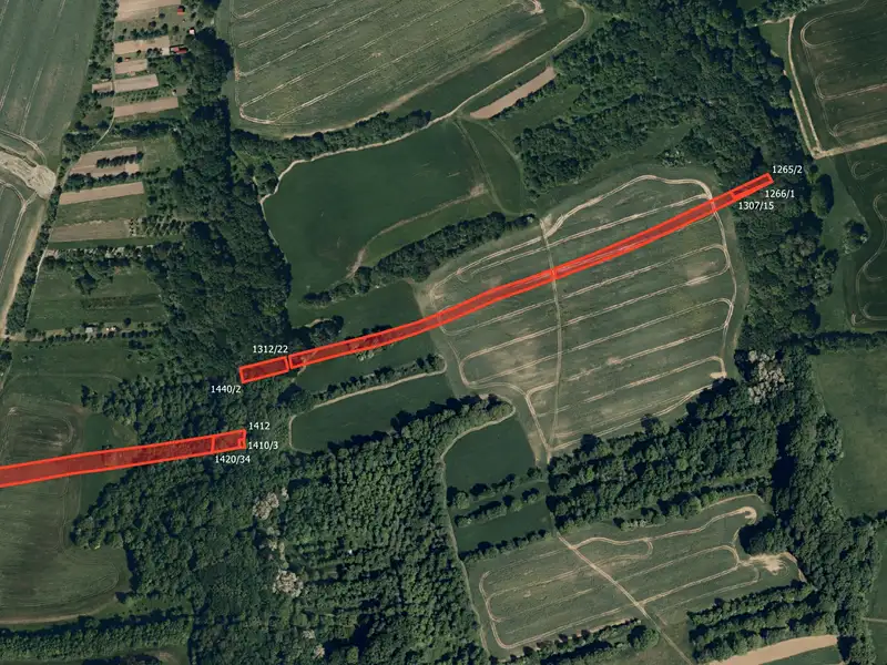 Prodej pole 15627 m², Uherské Hradiště – náhled fotky 1